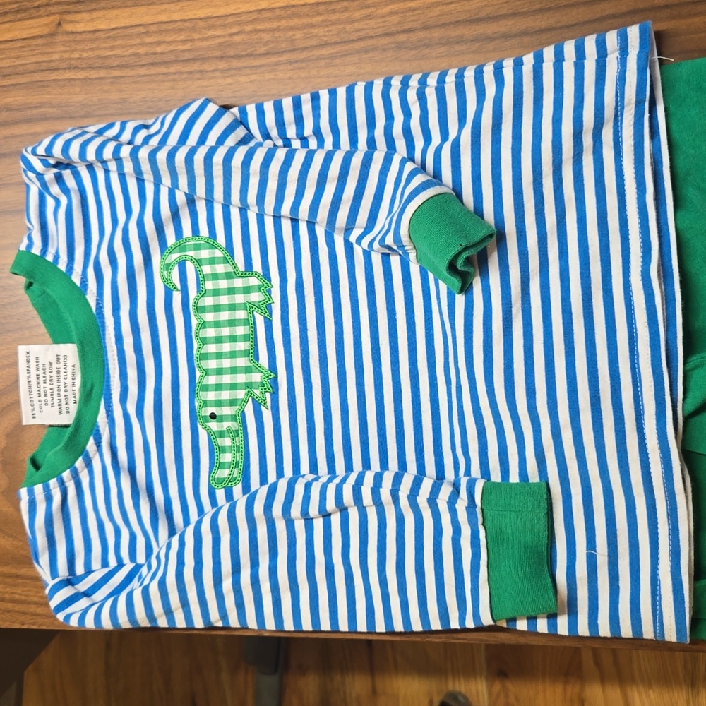 JELLY BEAN ALLIGATOR OUTFIT